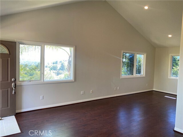 Foto del edificio - 3875 Ravenswood Dr