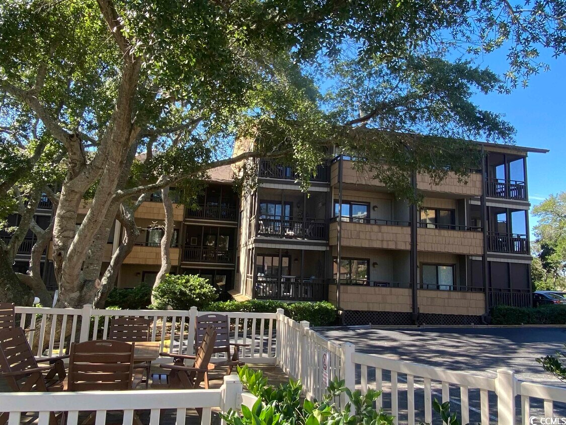 9501 Shore Dr, Myrtle Beach, SC 29572 Condo for Rent in Myrtle Beach