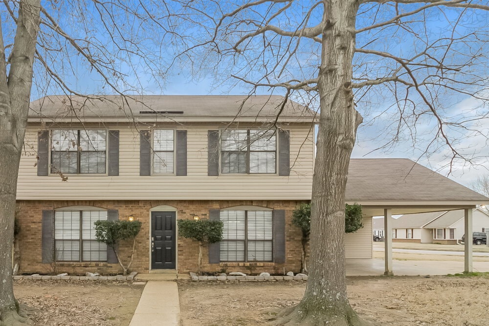 Foto principal - 6931 Hillshire Dr