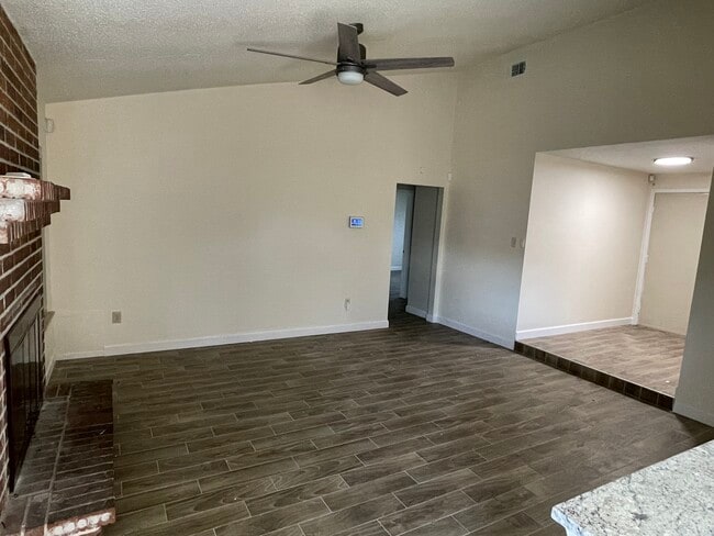 Building Photo - 2436 Tattersall Dr