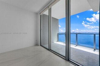 Building Photo - 2900 NE 7th Ave