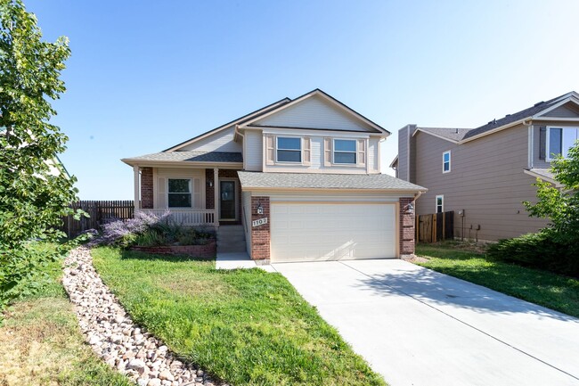 Foto del edificio - Charming 4-Bedroom Home Near Fort Carson