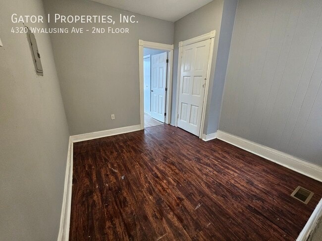 Building Photo - 4320 Wyalusing Ave