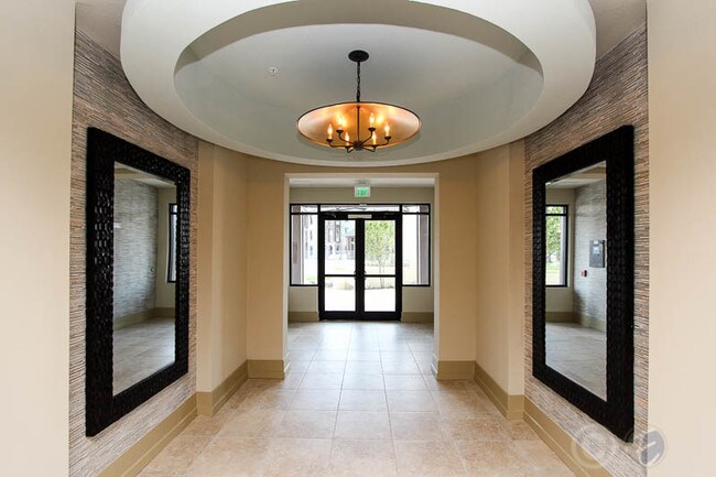 Foto del edificio - 5881 Spector Rd