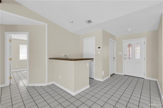 Building Photo - 25 N 1st St