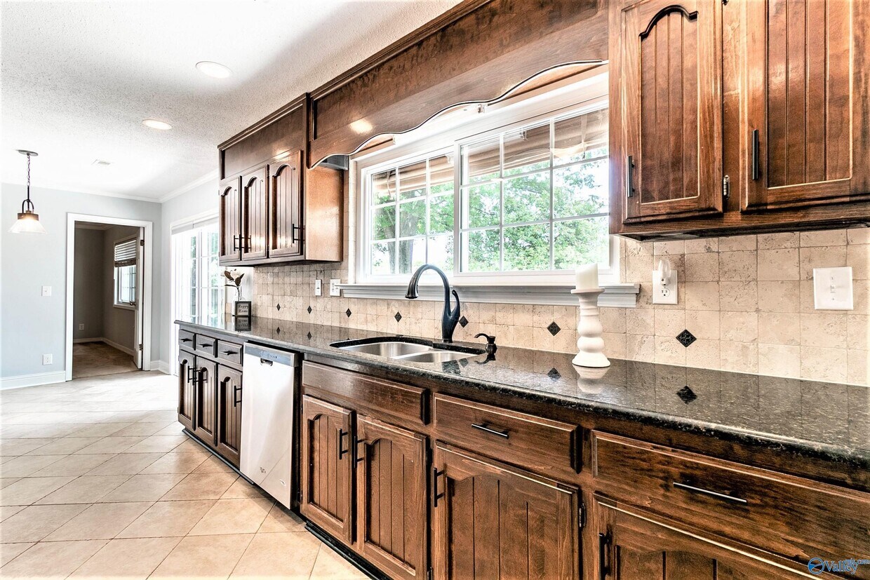 1201 Aldridge Dr SE, Huntsville, AL 35803 House Rental in Huntsville, AL