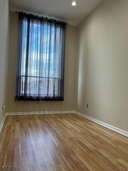 Foto del edificio - 15 Glenridge Ave