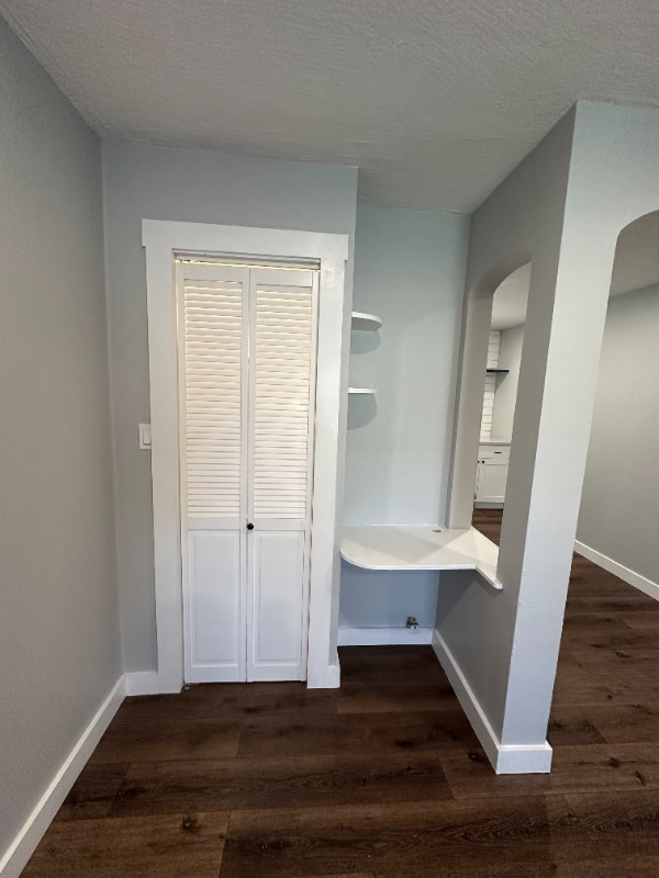 Building Photo - 2001 Biehn St