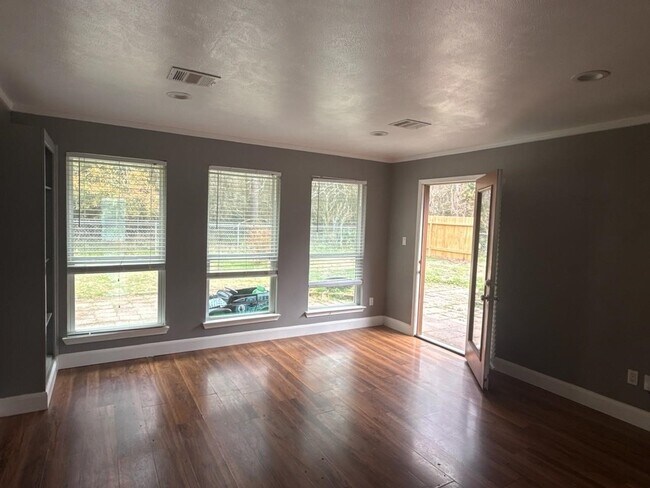 Foto del edificio - 22726 Melham Ln