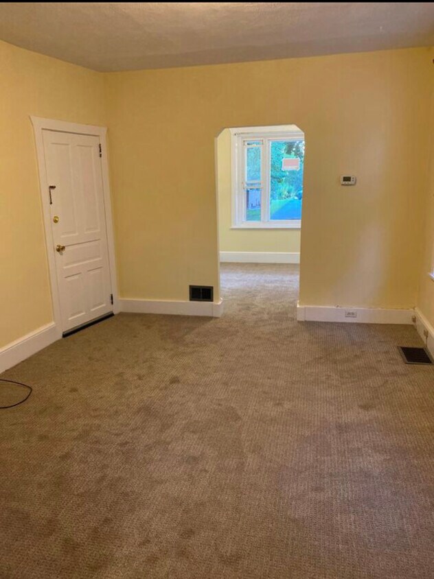 521 E 3rd St Unit 1, Boyertown, PA 19512 Apartments in Boyertown, PA