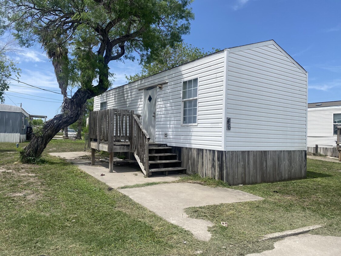 1227 W Kenedy Ave, Kingsville, TX 78363 House Rental in Kingsville