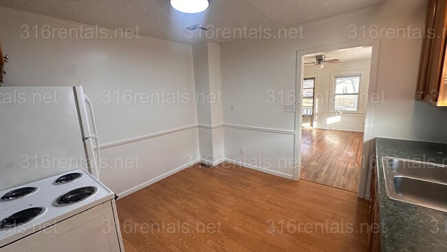 Building Photo - COMING SOON, PLEASE CHECK BACK