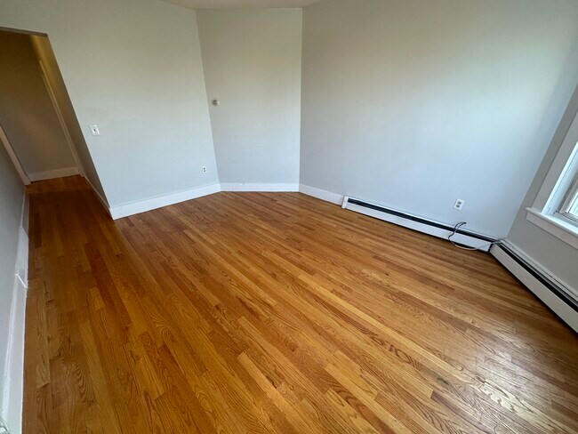 Foto del edificio - 857 E 1st St