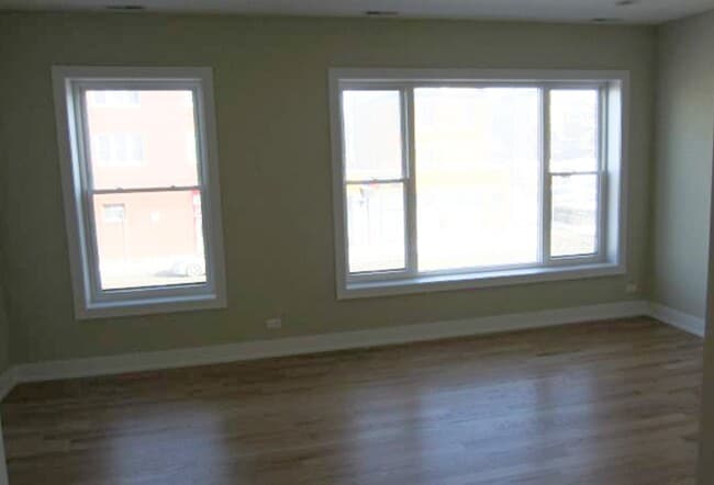 Foto del edificio - 2754 N Ashland Ave