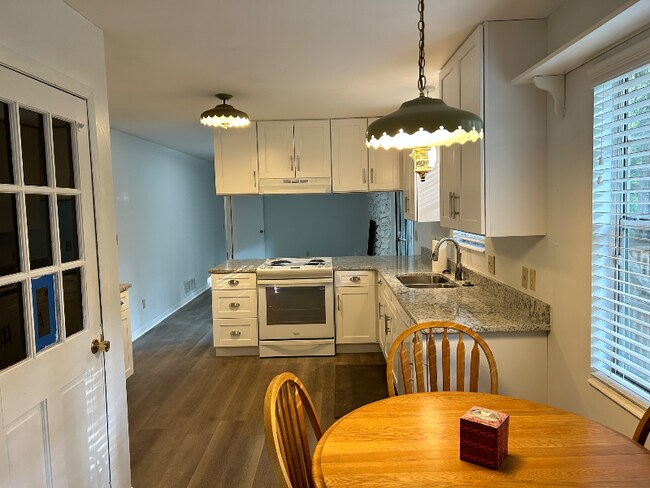 Foto del edificio - 7720 Bass Ridge Trail