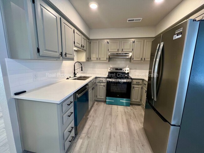 Foto del edificio - 1709 Brooken Hill Dr