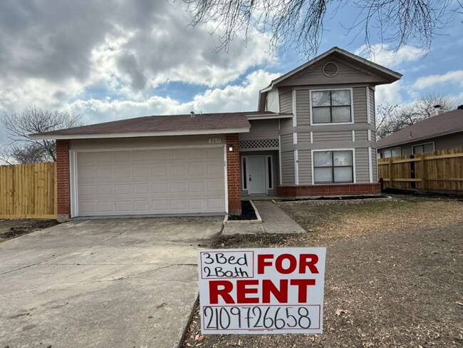 Foto del edificio - 8750 Shallow Ridge Dr