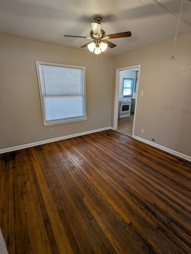 Foto del edificio - 5321 Howard St