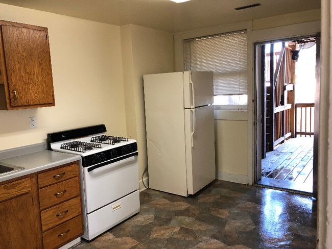 Foto del edificio - 1815 E 136th St