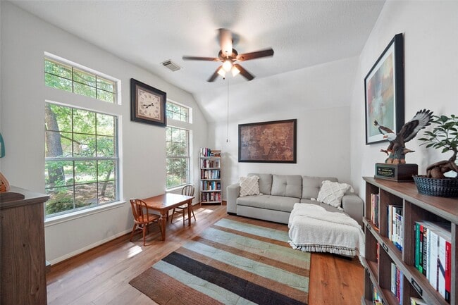 Building Photo - 158 N Whistlers Bend Cir