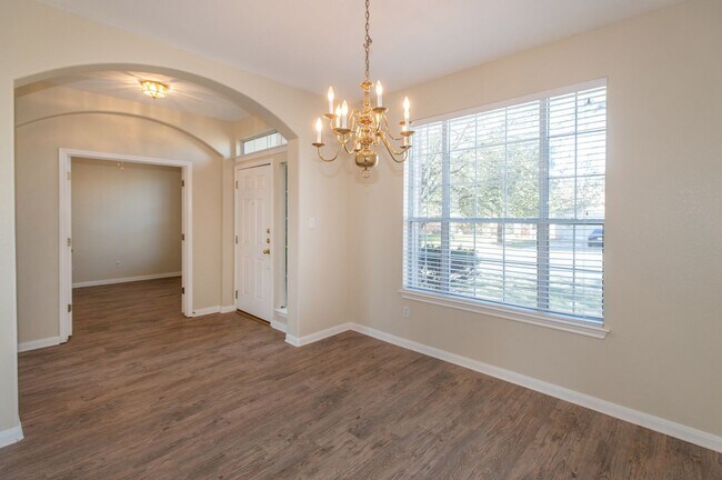 Foto del edificio - Chandler Creek Community Two Story Four Be...