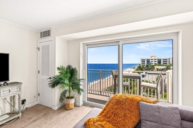 Building Photo - 4511 S Ocean Blvd