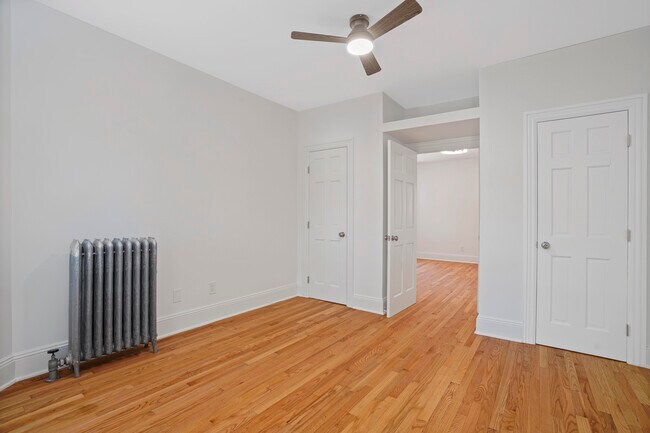 Foto del edificio - 430 E 5th St