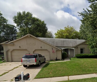 Foto principal - 2928 Stoneleigh Dr