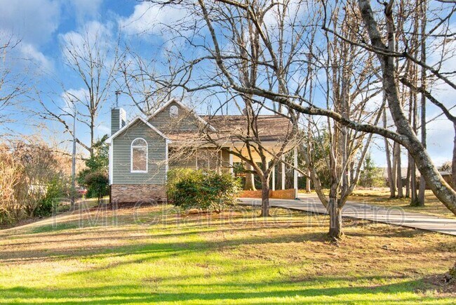 Foto del edificio - 1207 Harvard St