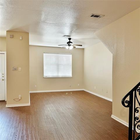 Foto del edificio - 1328 Fletcher St