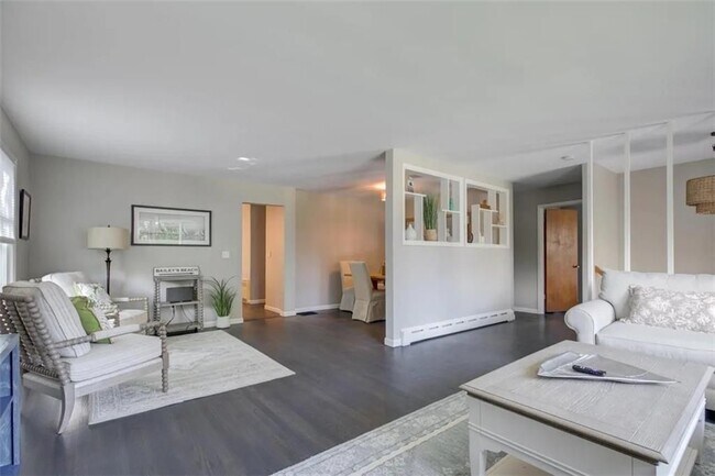 Foto del edificio - 132 Ruggles Ave