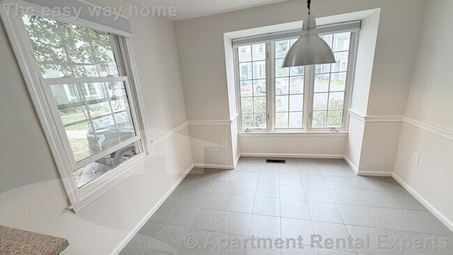 Foto del edificio - 2 Glenbrook Ln
