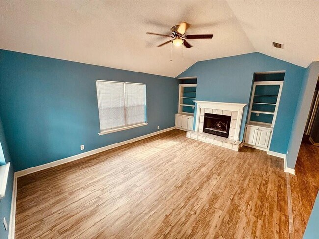 Foto del edificio - 312 Maple St