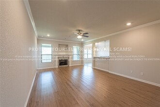Building Photo - 4523 W Havana Ave