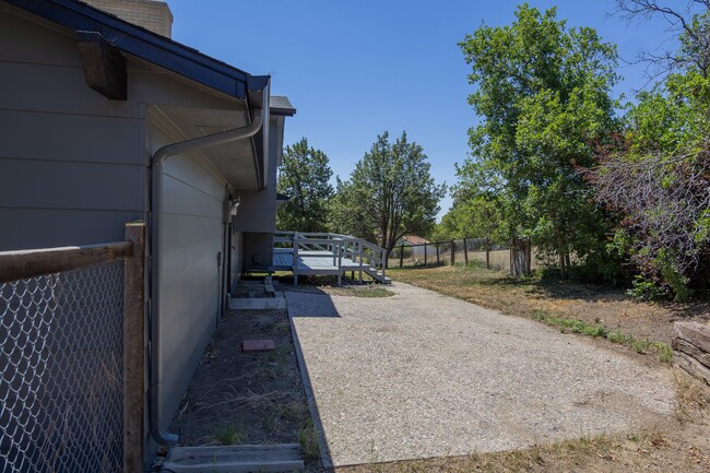 Photo - 5418 Alta Loma Rd (Colorado Springs, CO) House