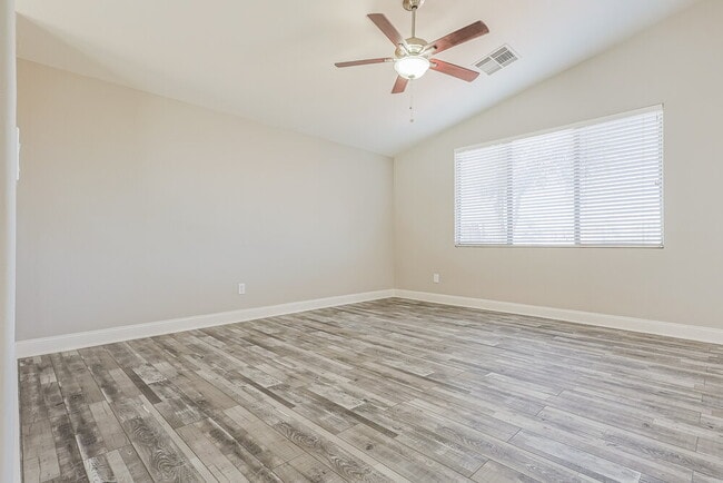 Foto del edificio - 1480 S Boulder St