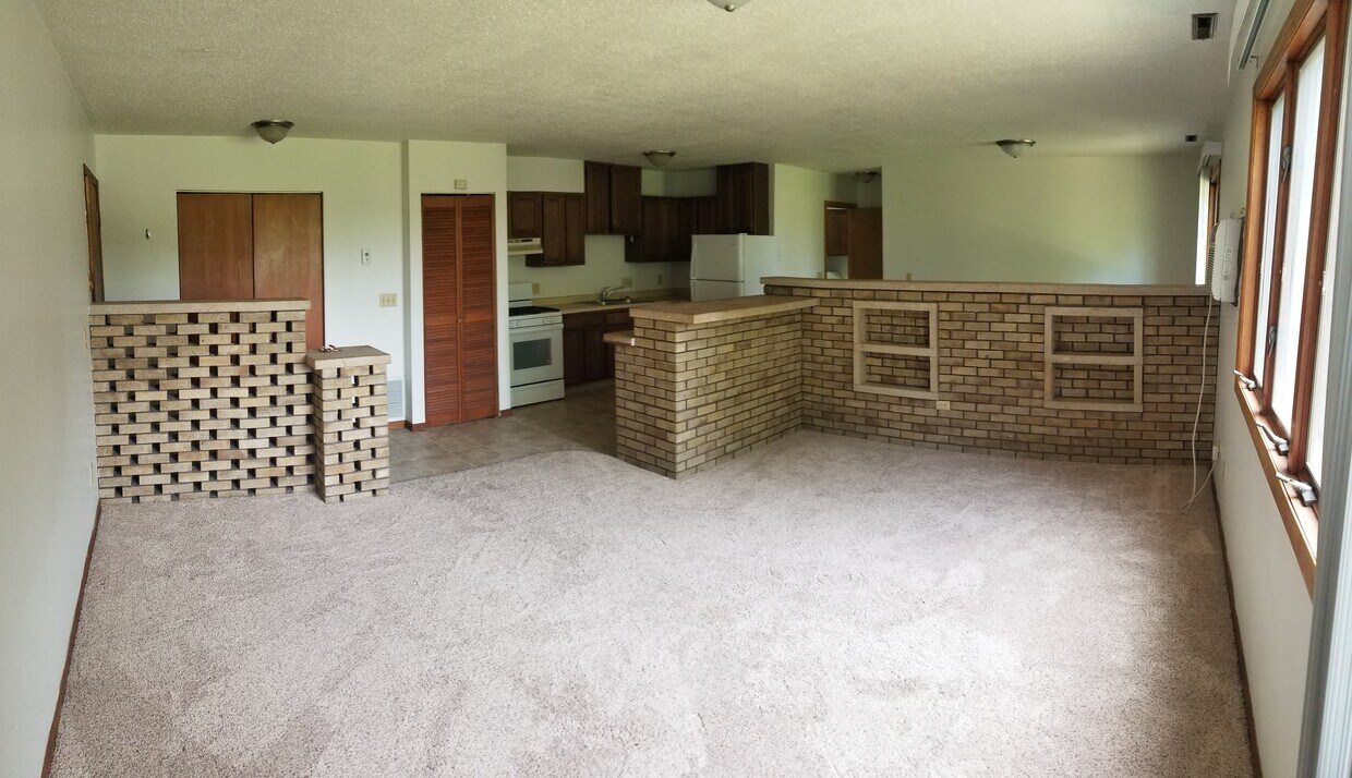 1112 Oakview Dr Unit 9, Saint Charles, MN 55972 Apartments in Saint