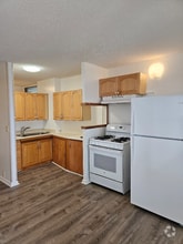 Building Photo - 1559 Thurston Ave