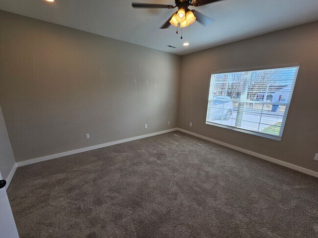 Building Photo - New Build 3 Bedroom 2 Bath Home In the Hea...