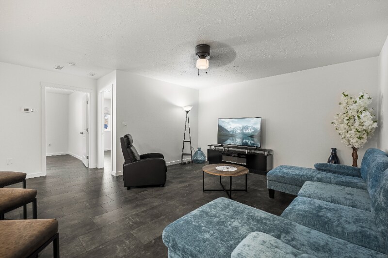 Foto principal - 140 Railroad Ave