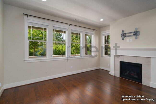 Building Photo - 13167 SW Red Fox Terrace