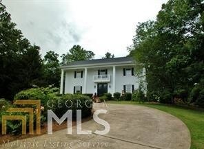 Foto del edificio - 6057 Walden Pond Rd