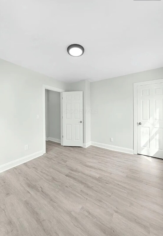 Foto del edificio - 2643 Sullivant Ave