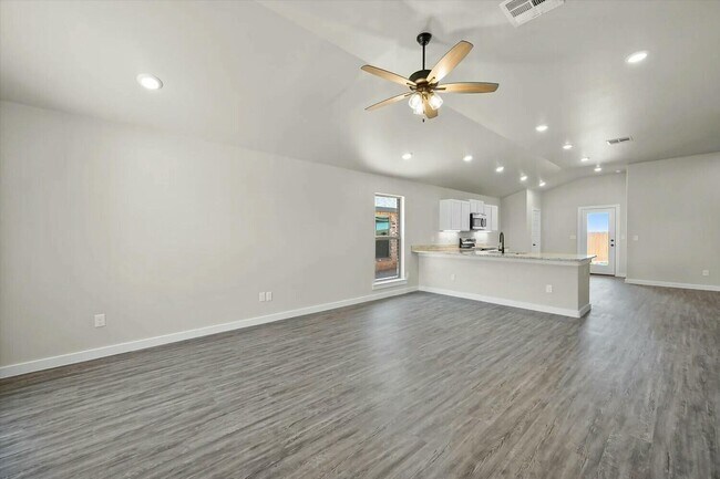 Building Photo - 2117 Kirksey Ave