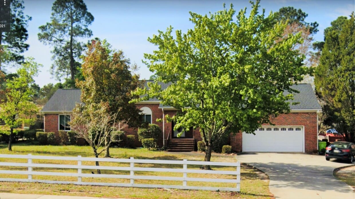 Foto principal - 1229 Clemson Rd