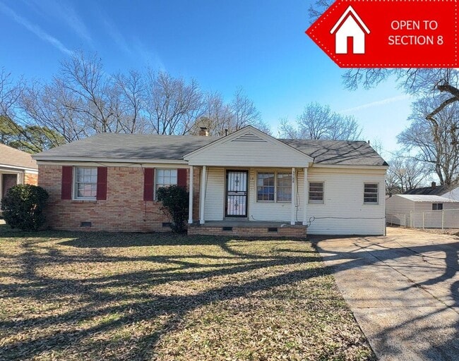 Well Maintained 3 bedroom 1 bath Home - Open To Section 8 - Well Maintained 3 bedroom 1 bath Home - Open To Section 8
