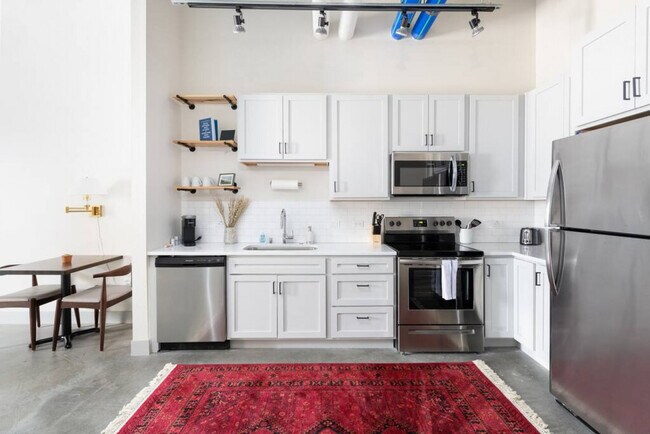 Foto del edificio - 1009 W Juneau Ave