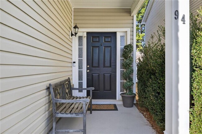 Foto del edificio - 94 Hill Crest Cir