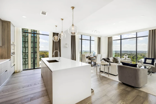 Foto del edificio - 2900 Peachtree Rd NW