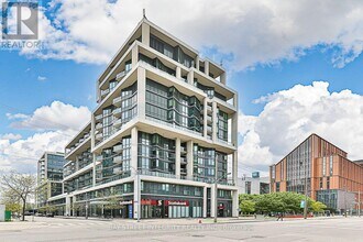 Building Photo - 15 Merchants' Wharf